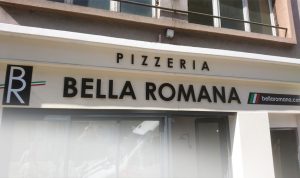 enseigne lettrage relief bella romana pizzeria signalétique communication publicité