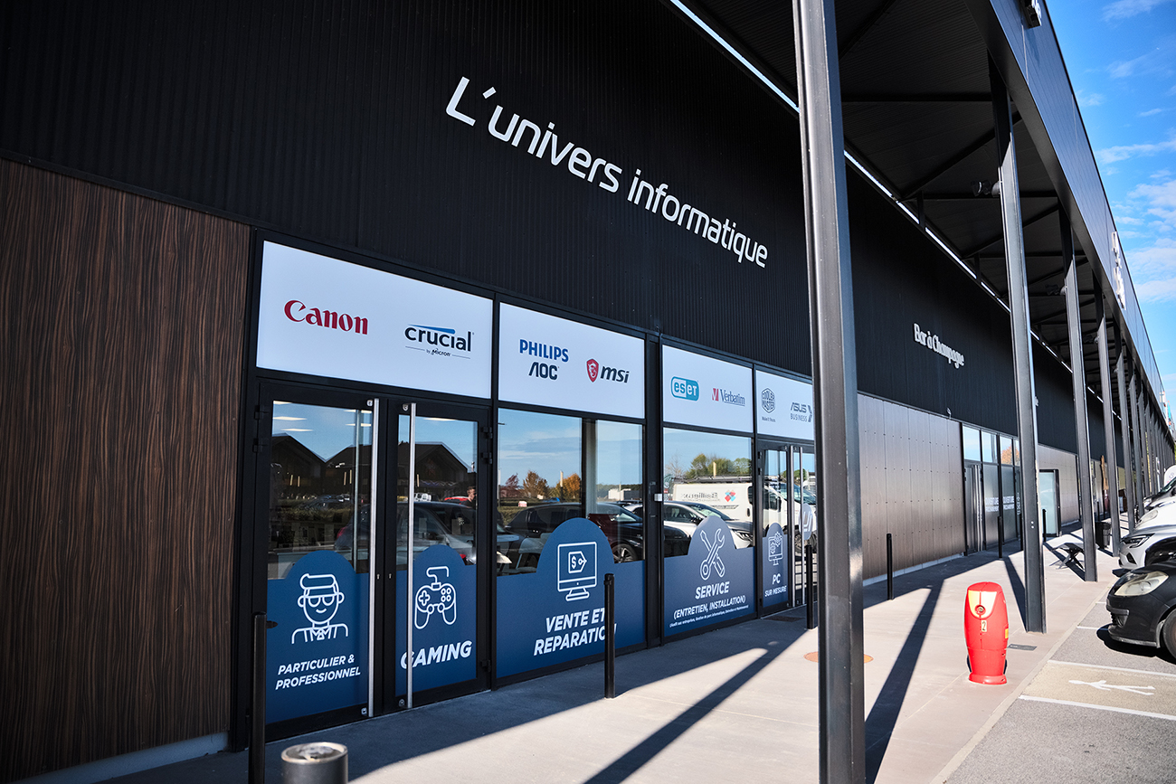 Univers Informatique VITROPHANIE - L'UNIVERS INFORMATIQUE - Reims Publicité